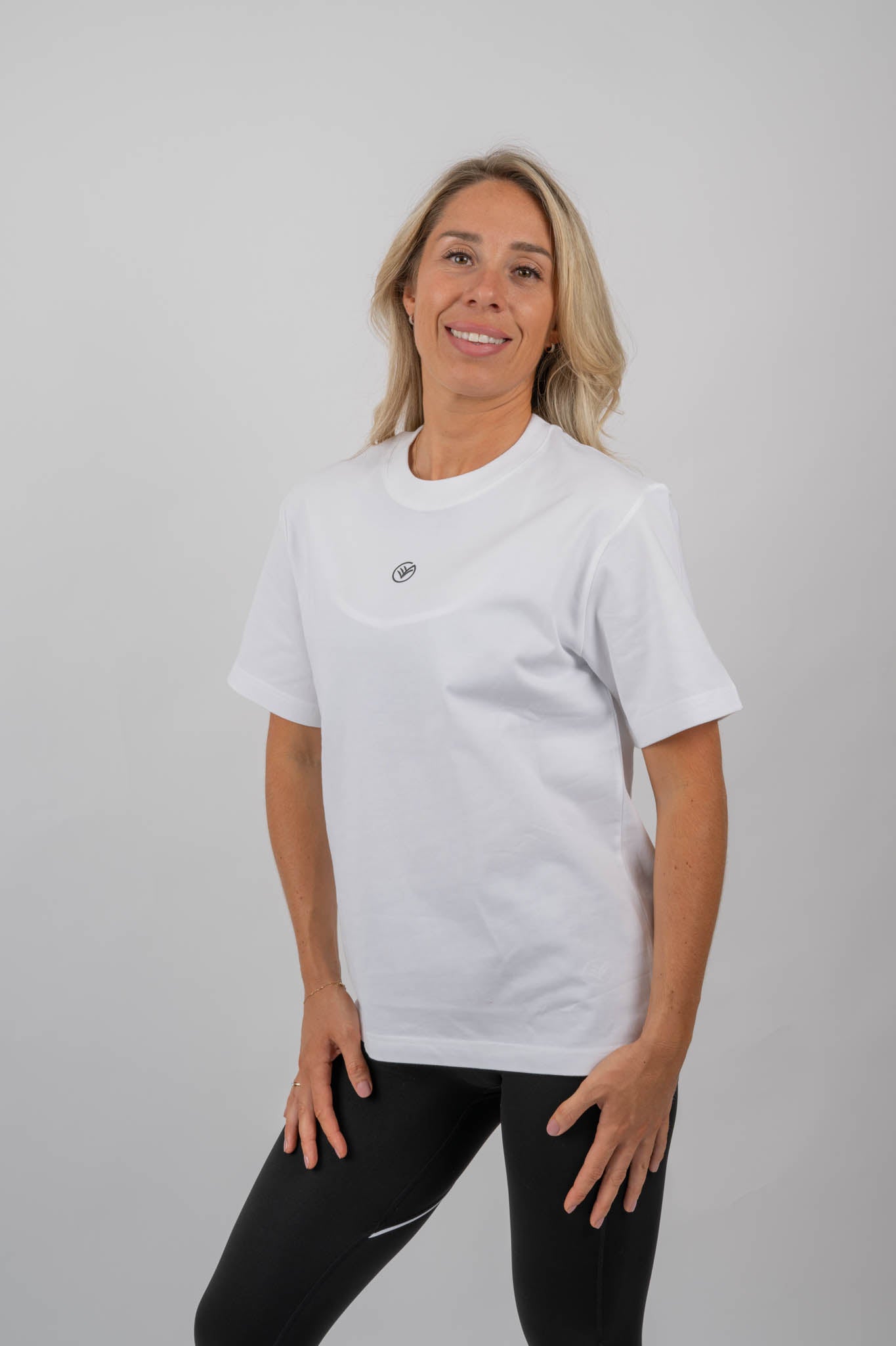 white big logo t-shirt women | athletic streetwear tee | galvis sports