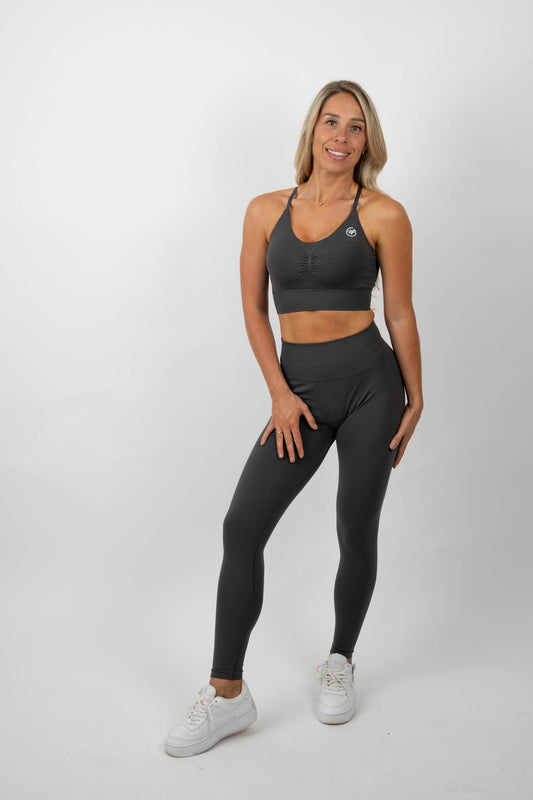 Seamless Scrunch Bra & High-Waisted Leggings