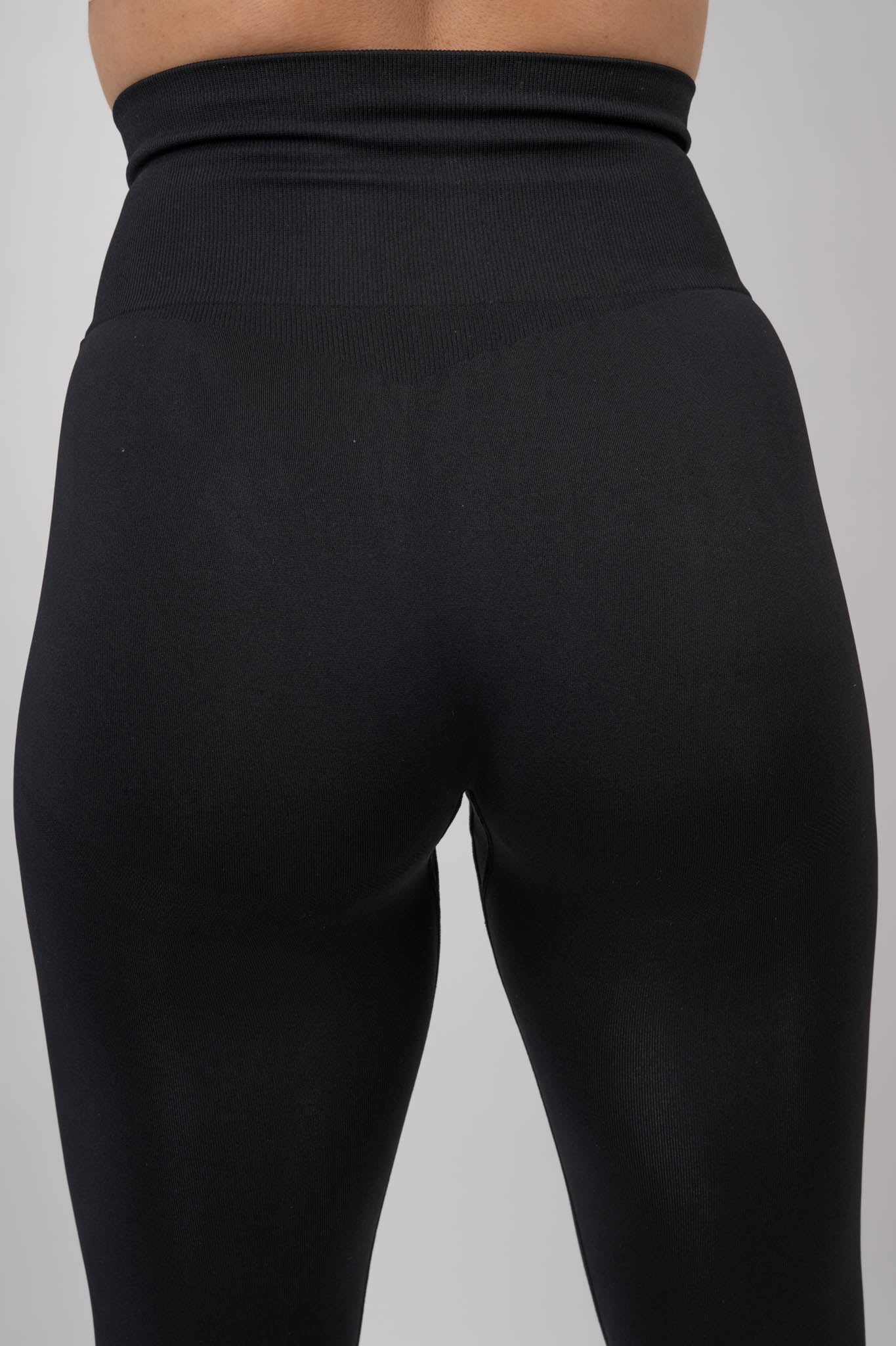 seamless high-waist leggings – black | squat proof sculpting fit | galvis sports