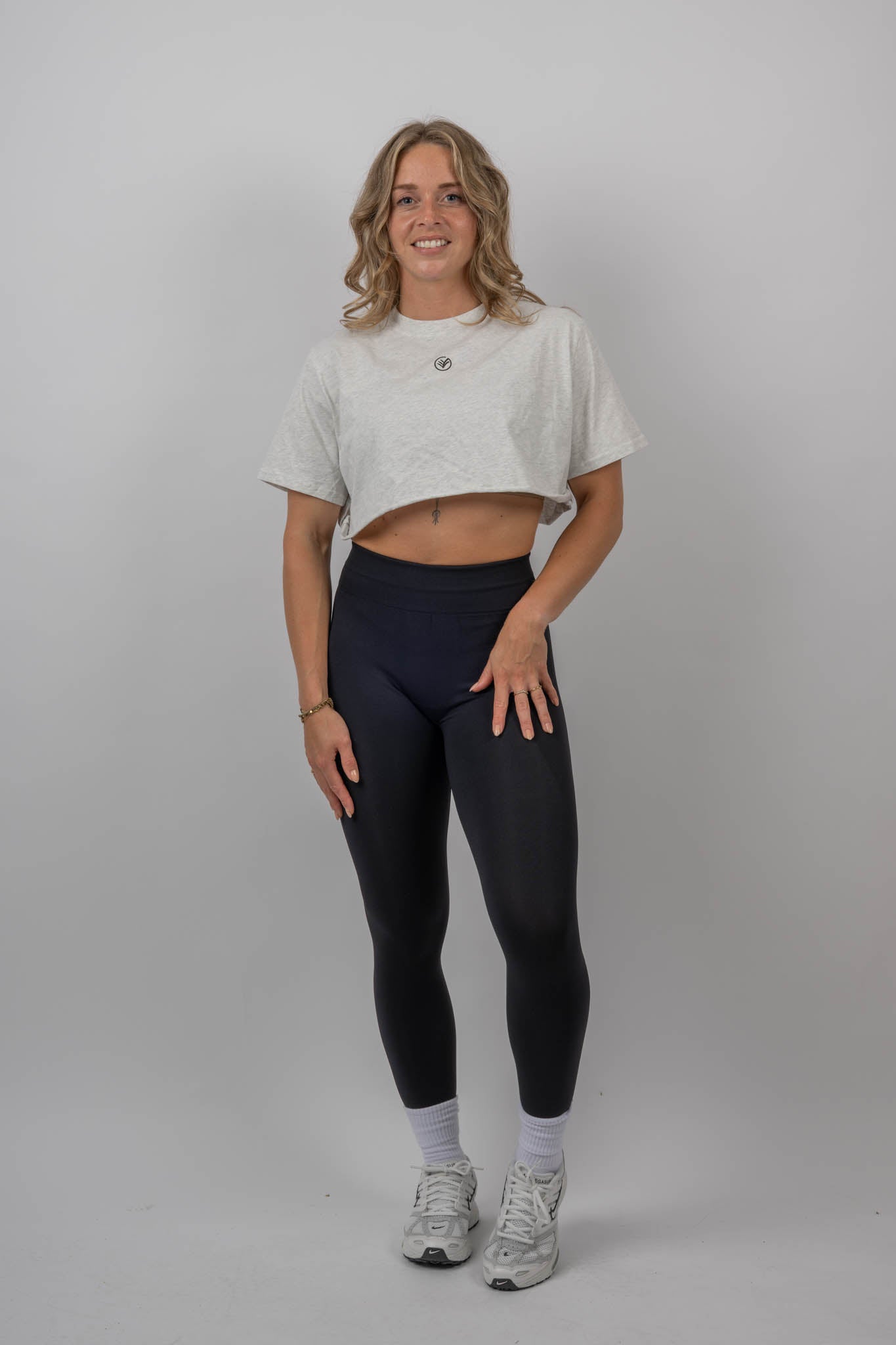 grey cropped t-shirt | women’s athletic crop top | galvis sports