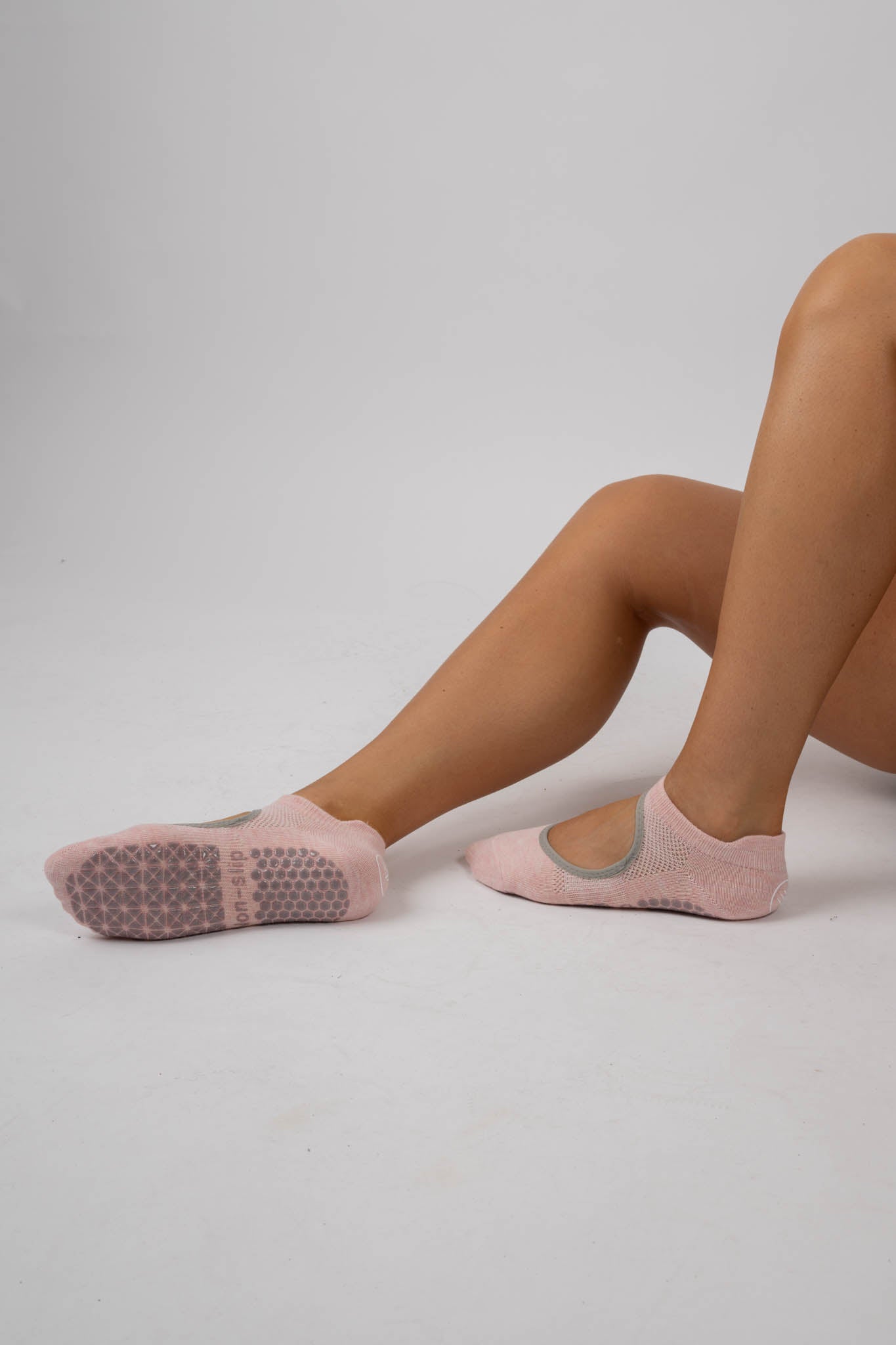 opengesneden grip sokken – roze | antislip pilates- en yogasokken | galvis sports
