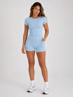 Naadloze korte set – Lichtblauw | Sculpting gymset voor dames | Galvis Sports