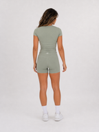 Conjunto corto sin costuras – Verde salvia | Conjunto de gimnasio para esculpir para mujer | Galvis Sports