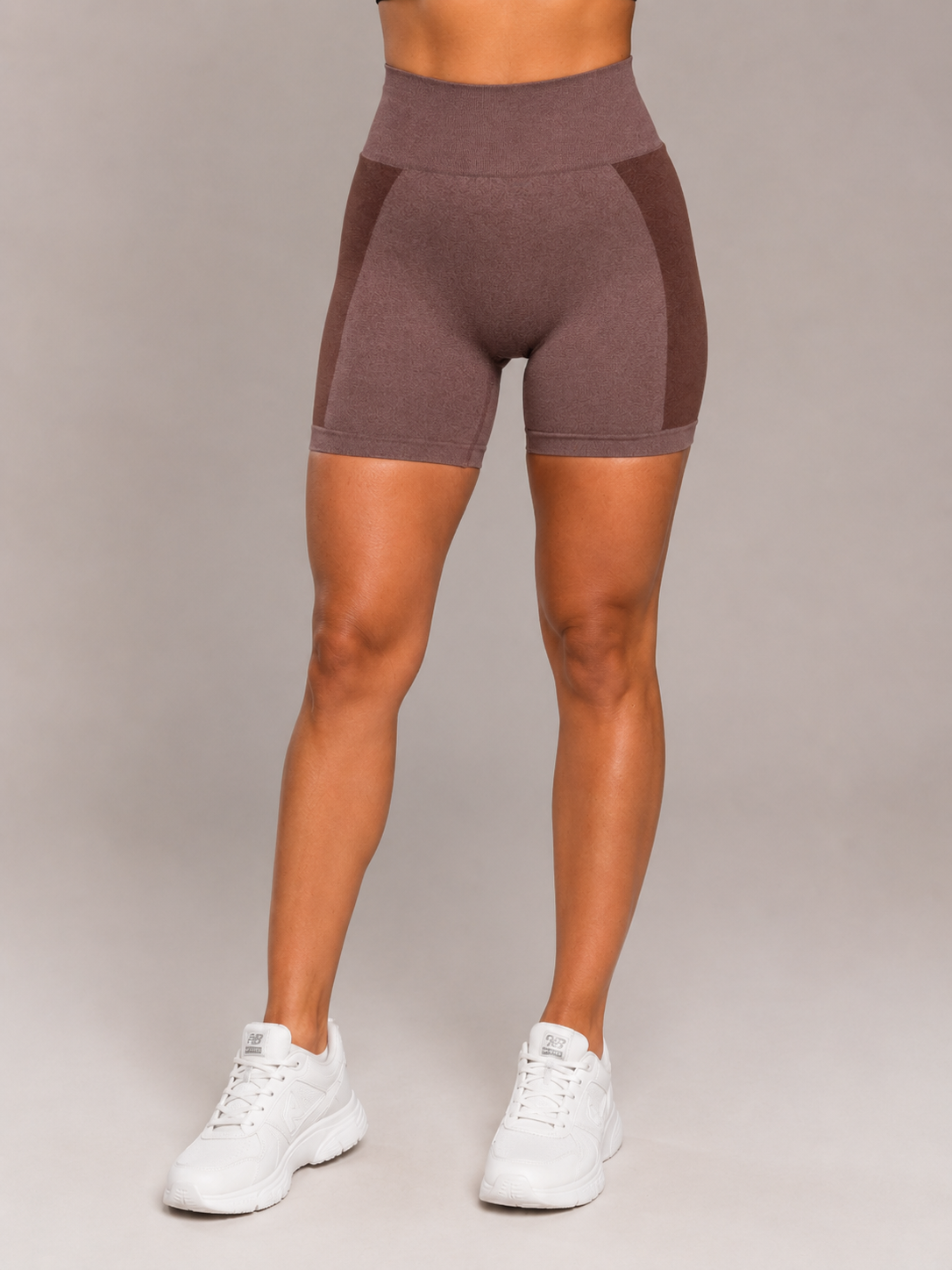 Seamless Performance Shorts – Brown | Sculpting High-Waist Fit | Galvis Sports
