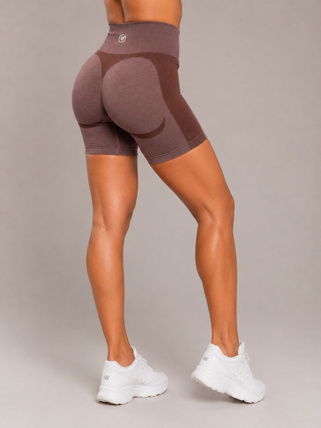 Seamless Performance Shorts – Brown | Sculpting High-Waist Fit | Galvis Sports