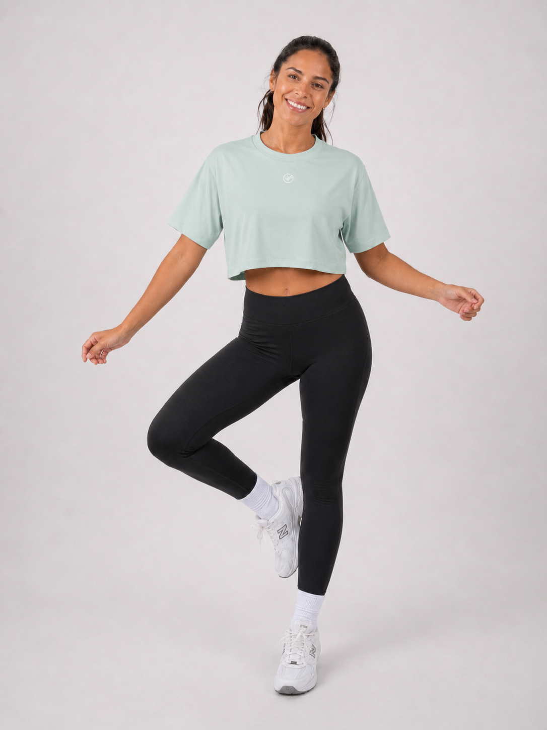 Cropped Training Tee – Mint Green | Women’s Athletic Crop Top | Galvis Sports