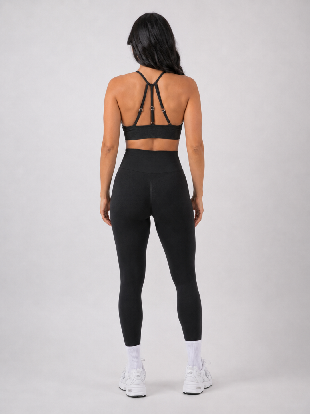 Black Seamless Training Set | Women’s Sculpting Gym Set | Galvis Sports