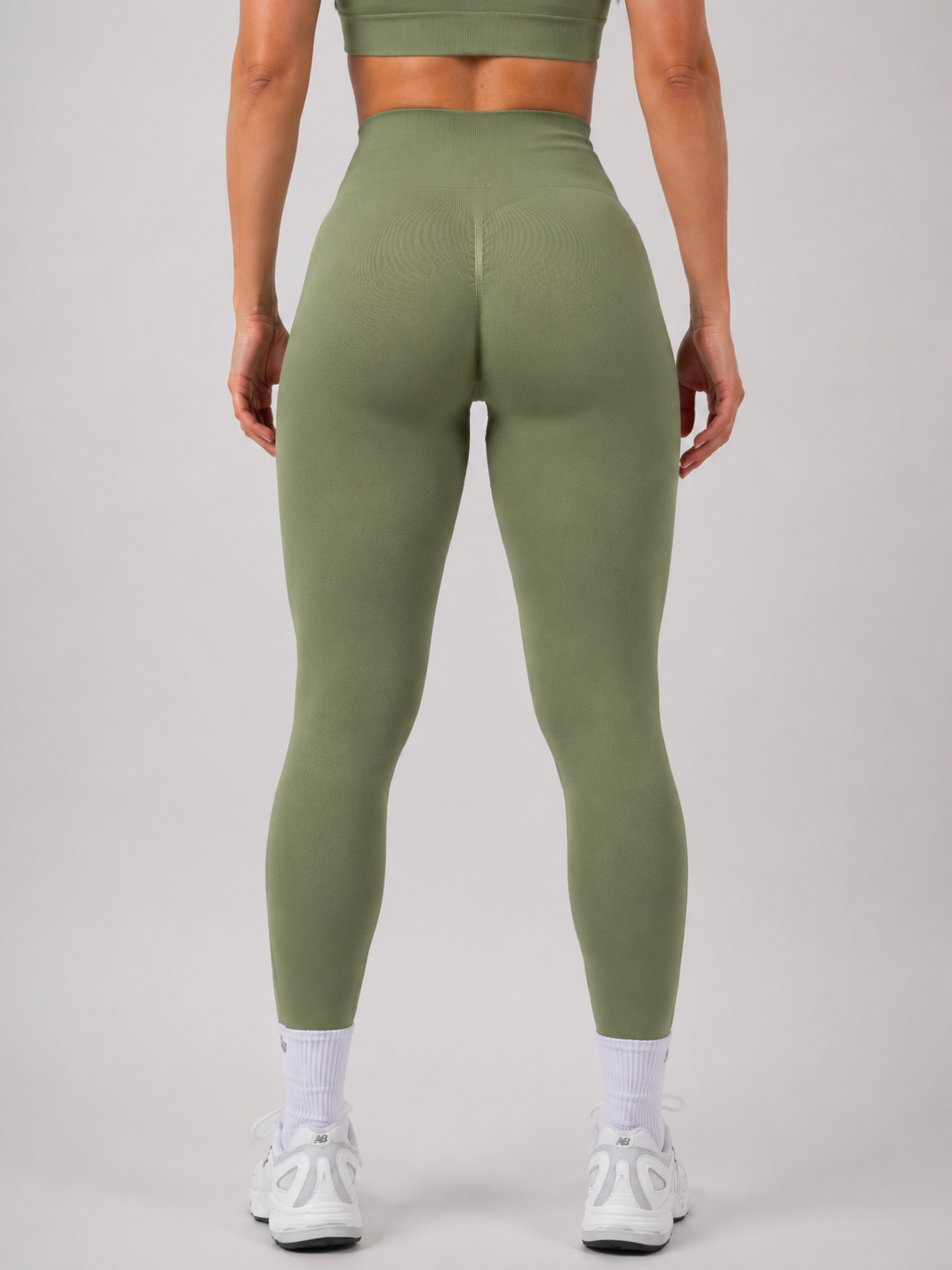 Seamless High-Waist Leggings – Green | Sculpting Squat Proof Fit | Galvis Sports