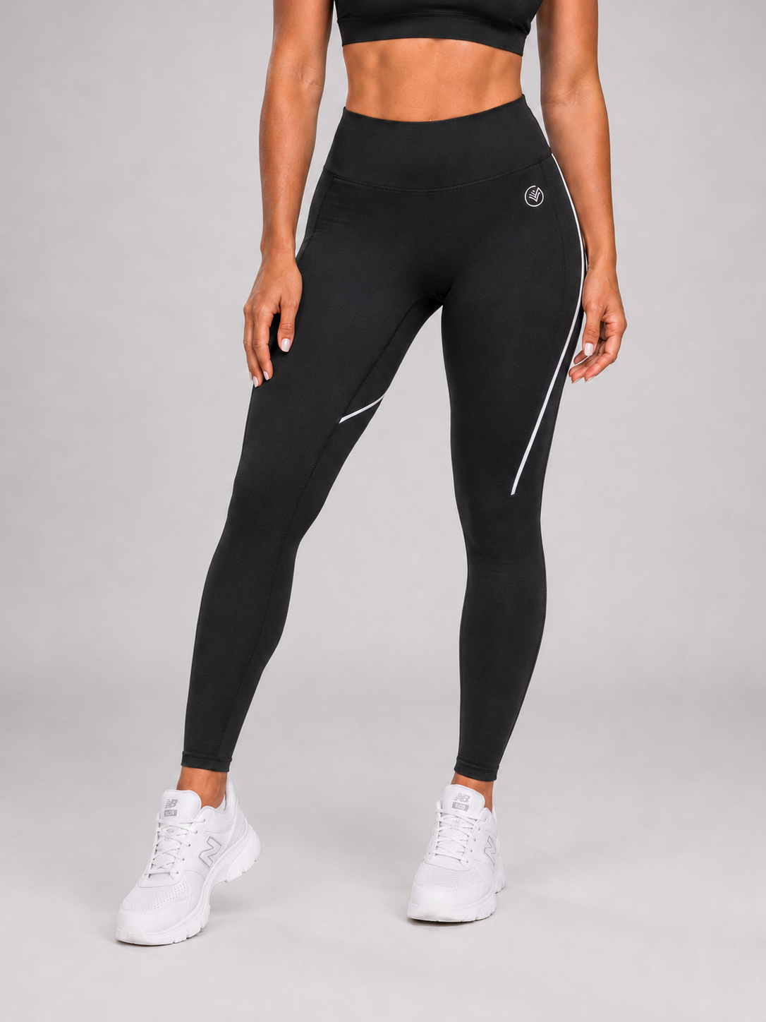 Black & White Contour Set (Legging & Bra) | Seamless Gym Set | Galvis Sports