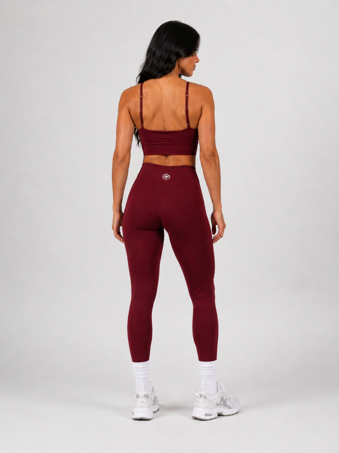 Seamless Scrunch Bra & High-Waisted Leggings – Bordeaux Red | Sculpting Gym Set | Galvis Sports