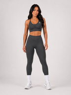 Seamless Scrunch Bra & High-Waisted Leggings – Black | Sculpting Gym Set | Galvis Sports