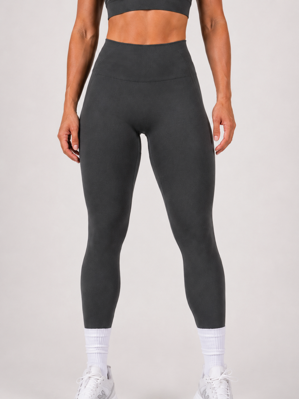 Seamless Scrunch Bra & High-Waisted Leggings – Black | Sculpting Gym Set | Galvis Sports