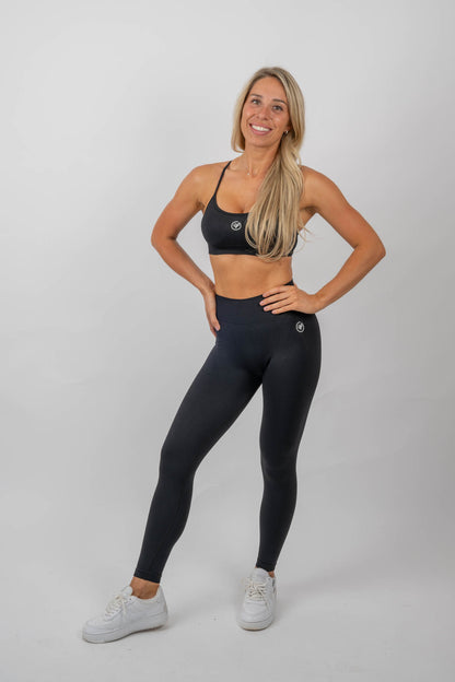 Seamless Cross-Back Bra & High-Waisted Leggings
